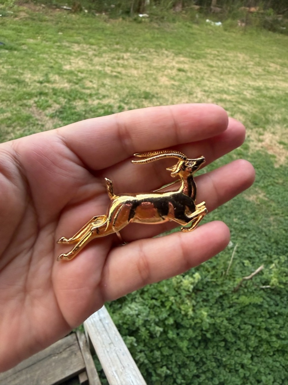 Vintage Impala Brooch/Pin